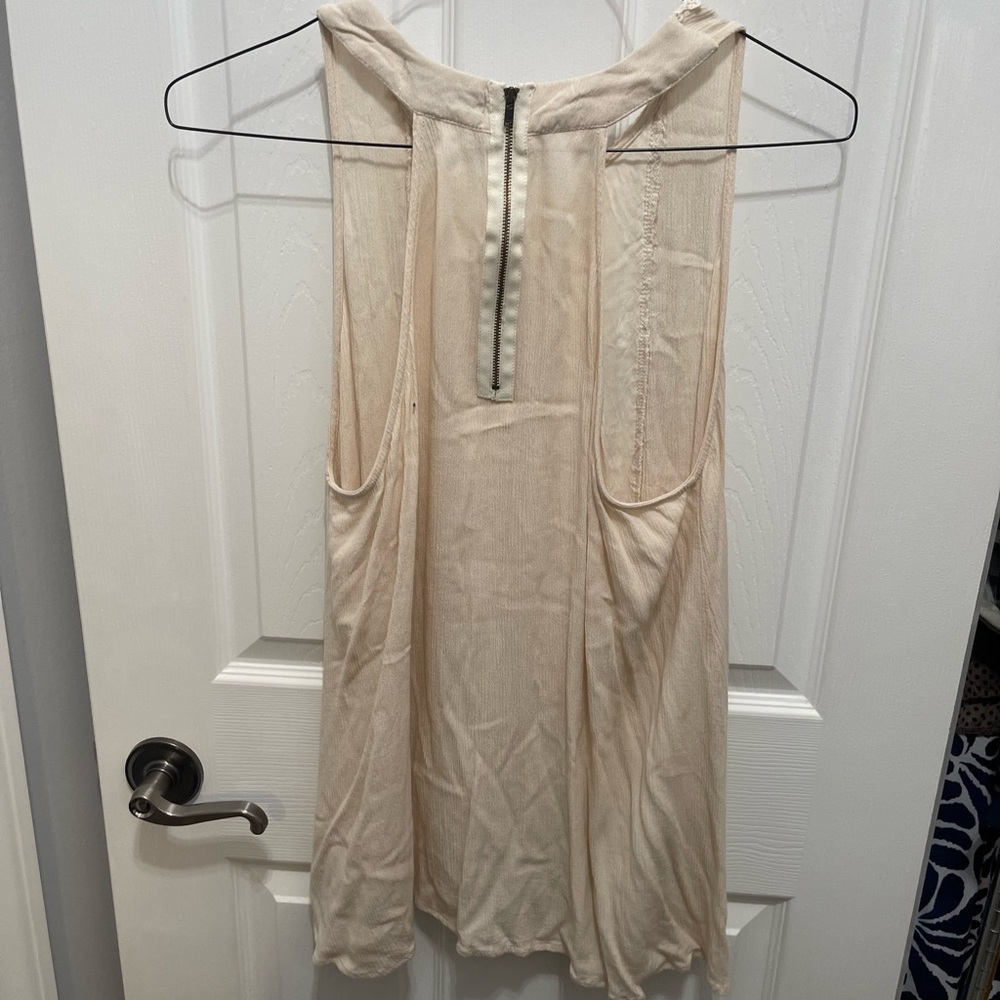 Knox Rose Cream Lace Detail Top - Picture 11 of 12